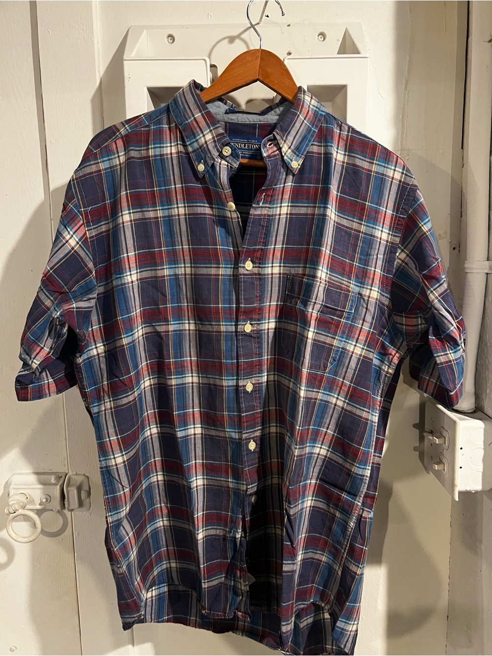 Pendleton Men's Navy & Red Plaid Button-Down Shirt